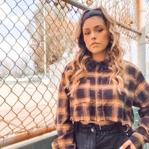 Forever 21 Plaid Crop Top, Medium